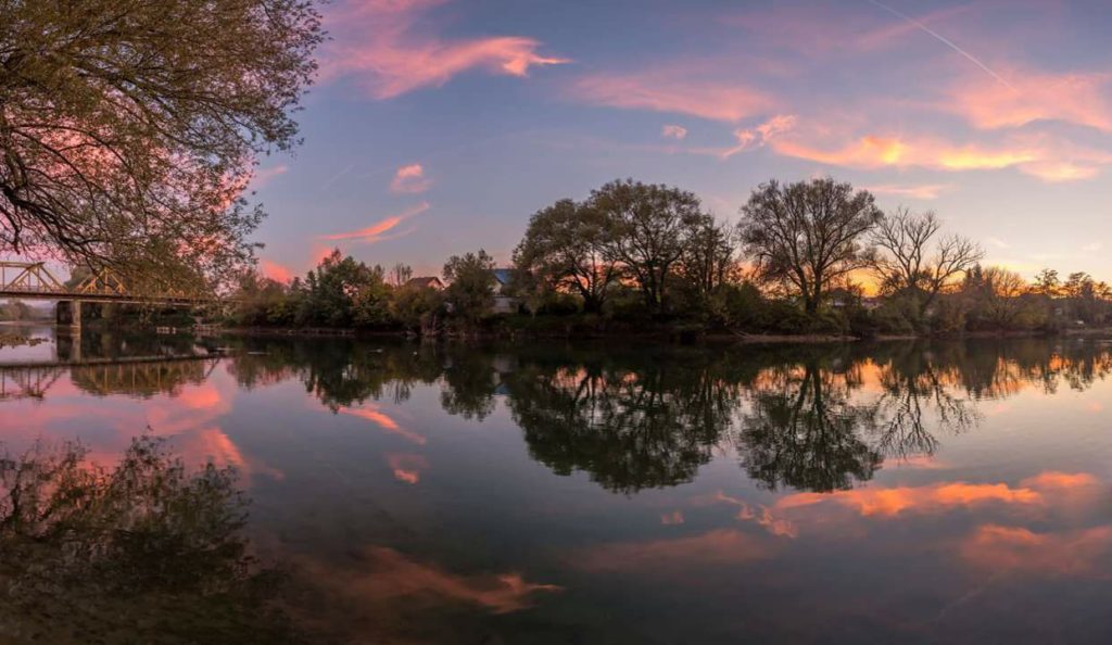 Sana u zagrljaju Sanskog Mosta – bezvremena ljubav grada i rijeke